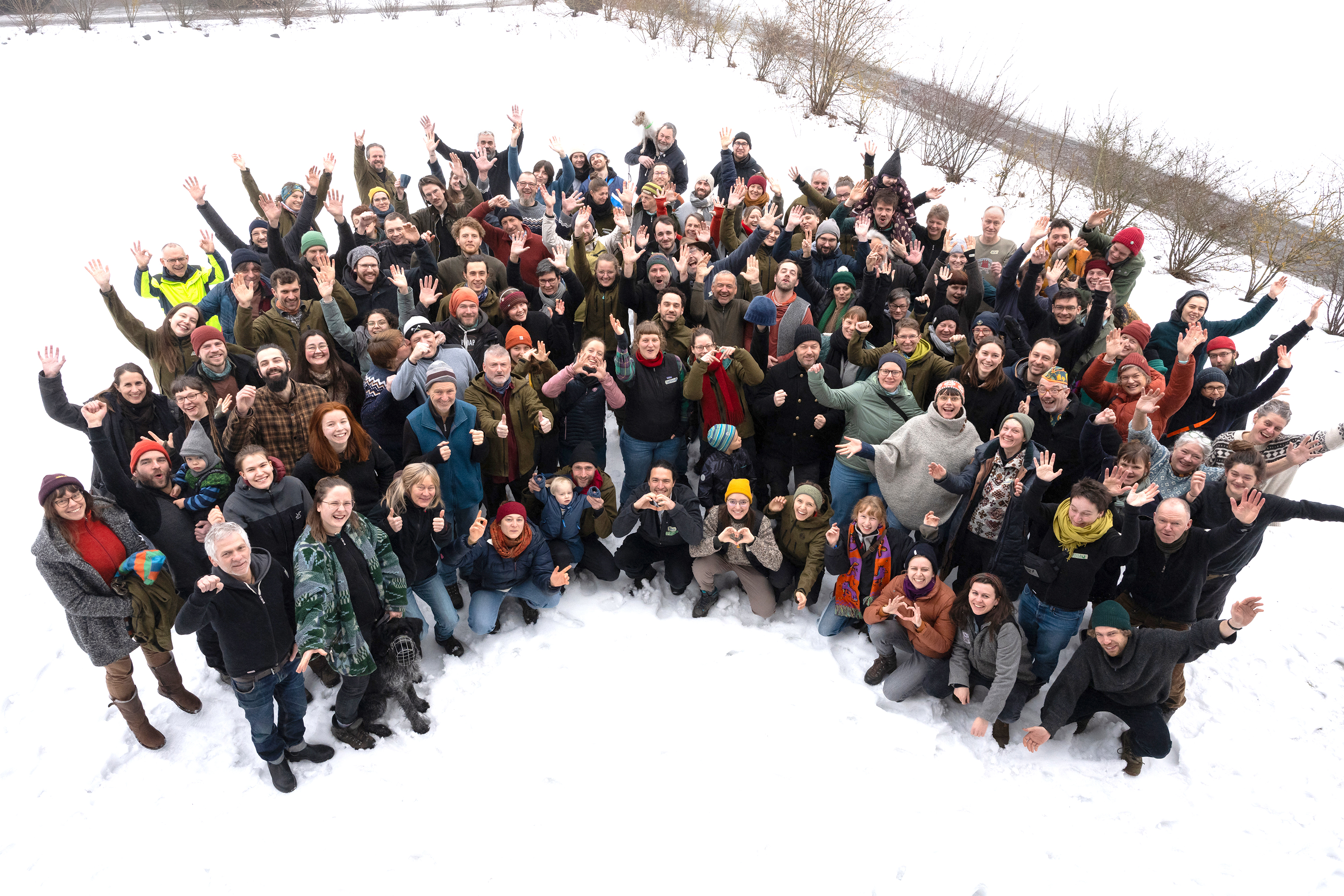 Bergwaldprojekt-Teamfoto im Schnee