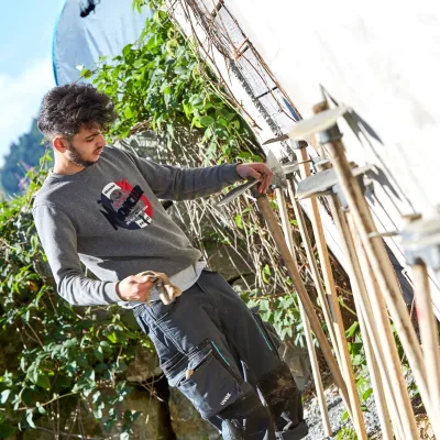 Teilnehmer bei der Werkzeugpflege