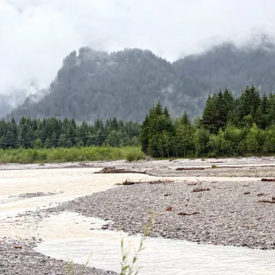 Stimmungsvolle Flusslandschaft